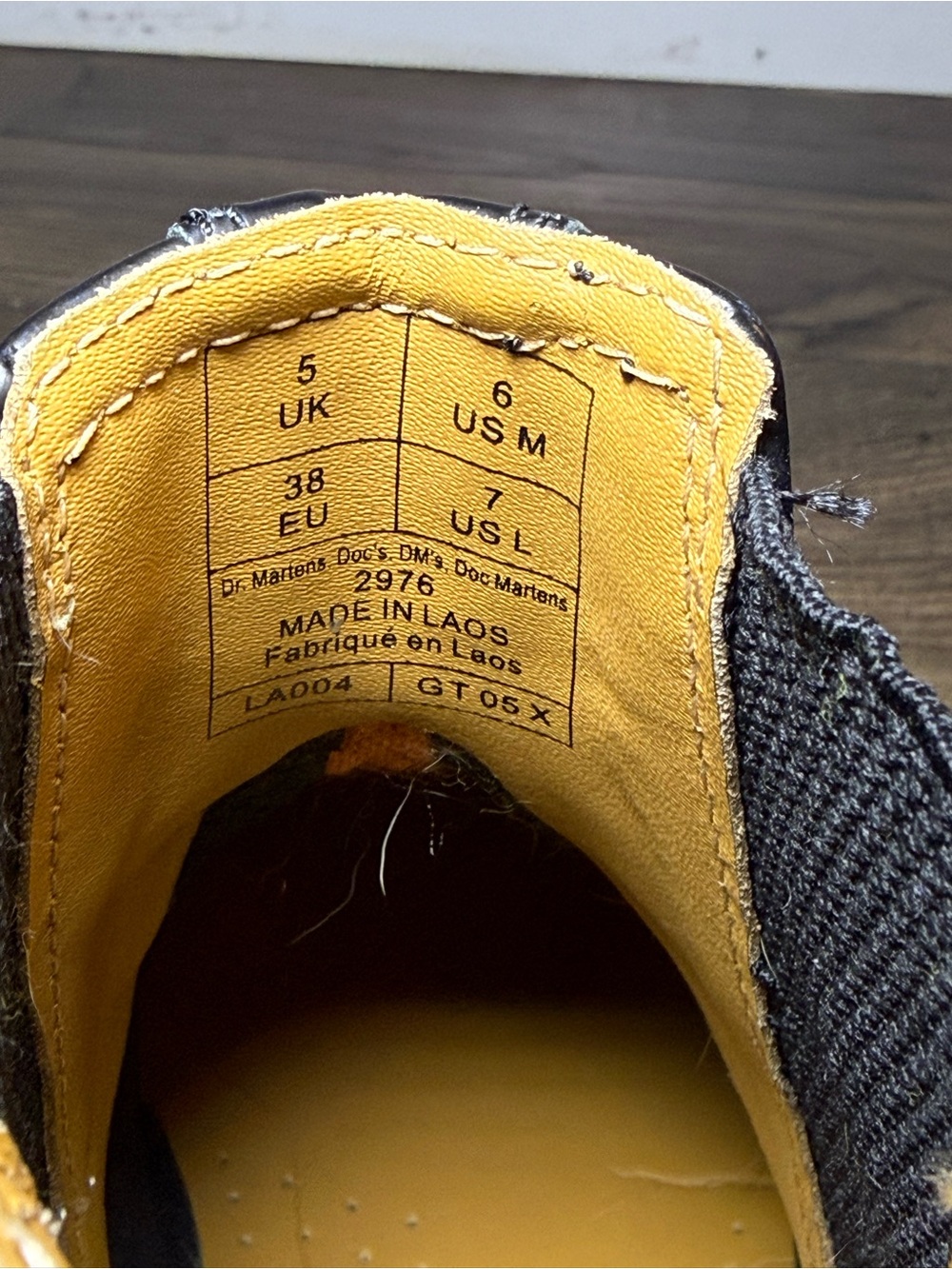 Dr.Martens 2976 Yellow Stitch Smooth Leather Chelsea Boots Size US 6 - Picture 7 of 10